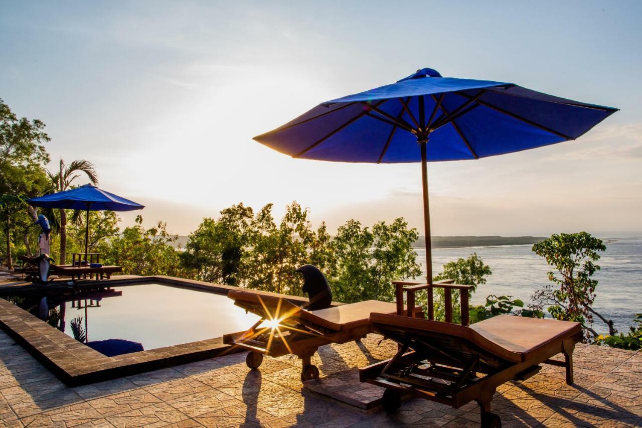 Sundi Ocean Bungalow By Abm Toyapakeh エクステリア 写真